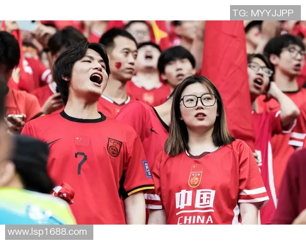 日本主场迎战澳大利亚足球盛宴两国对决引发球迷热情四溢