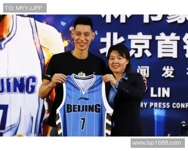 锅盖篮球明星的传奇之路与背后不为人知的奋斗故事 锅盖篮球明星的传奇之路与背后不为人知的奋斗故事